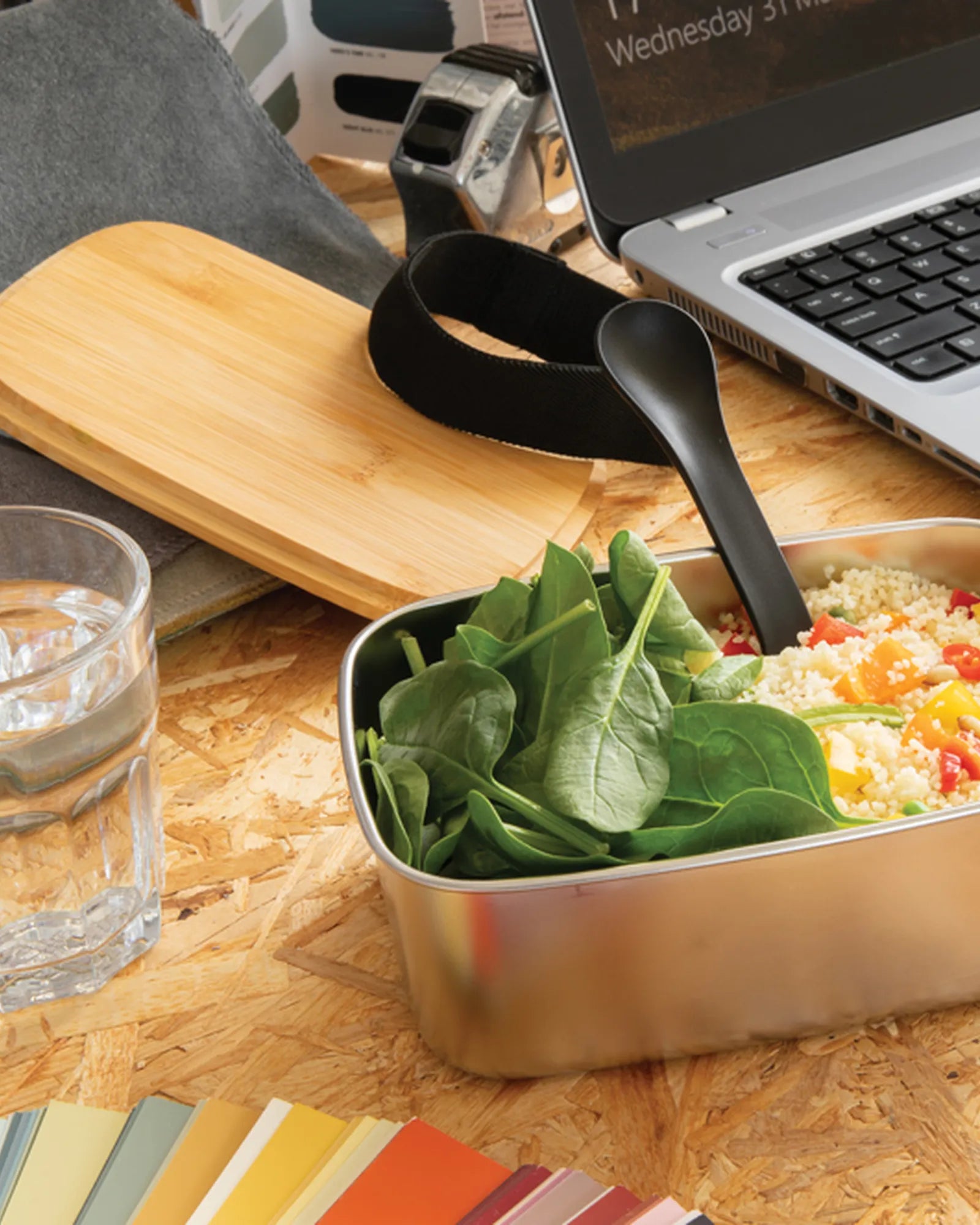 Boîte à lunch inox avec couvercle bambou 0,9L - 8